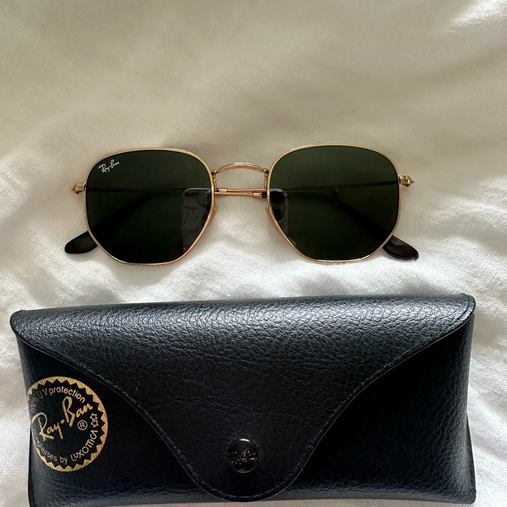Ray-Ban Gold and Black Aviator Sunglasses